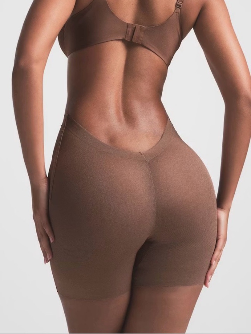 SKIMS Sheer Sculpt Low Back Shorts Jasper SZ S - Picture 2 of 5